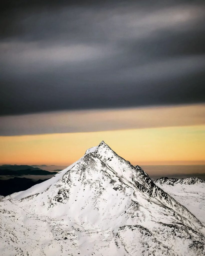 #saasfee #stellihorn #ski #swissalps #mountain #sky #landscape #swiss #blackandwhite #alps #snow #landscapephotography #valais #winter